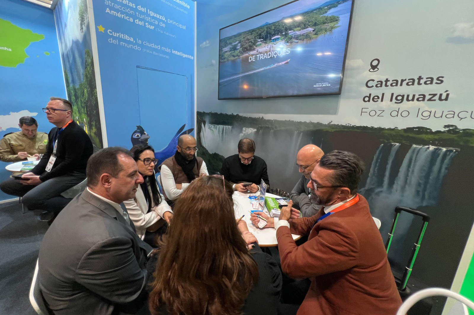 Na Espanha, Estado 006