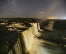 cataratas_noite