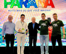 agentes de viagens são capacitados 009