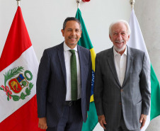 Embaixador do Peru 001