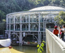 Turistas estrangeiros 004