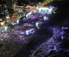 Shows atrai 300 mil pessoas no Litoral 007