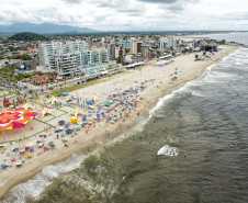 Booking elenca os cinco destinos 003