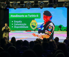 Em Foz do Iguaçu, 150 agentes de viagens 003
