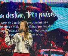 Em Foz do Iguaçu, 150 agentes de viagens 006