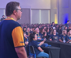 Viaje Paraná capacita 450 agentes 0010