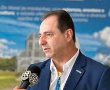 Viaje Paraná capacita 450 agentes 004