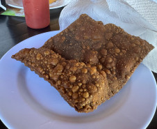 Pastel com massa de café 006