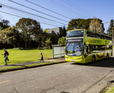 Consolidando o Crescimento: Emprego no Turismo do Paraná cresce 6,64% em 2025, impulsionado por setores chave e regiões estratégicas