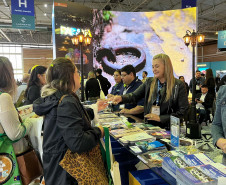 Paraná apresenta atrativos em feira internacional de turismo em Gramado