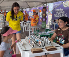 Atendimento ao turista reforça acolhimento e qualifica a experiência no Verão Maior