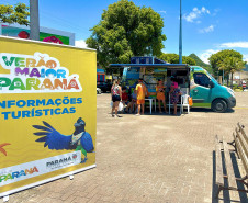 Acolhimento turístico do Estado registra 49 mil atendimentos no Verão Maior Paraná