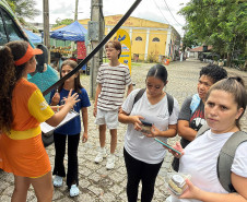 Acolhimento turístico do Estado registra 49 mil atendimentos no Verão Maior Paraná