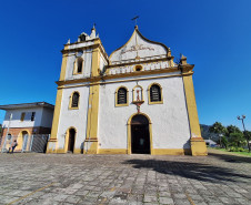 Festas, celebrações religiosas, cultura e esportes movimentam o turismo do Paraná em abril