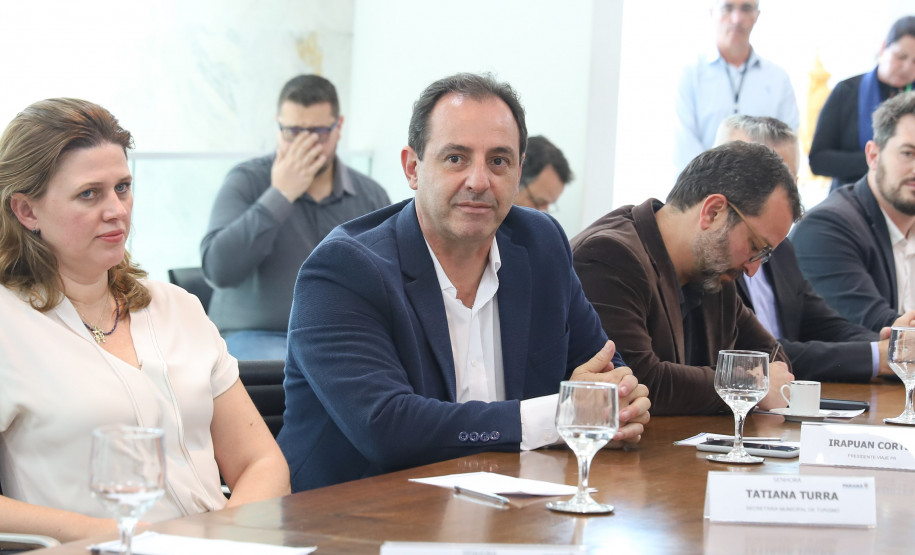 ministro turismo 006