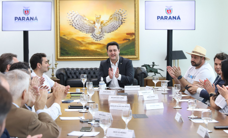 ministro turismo 003