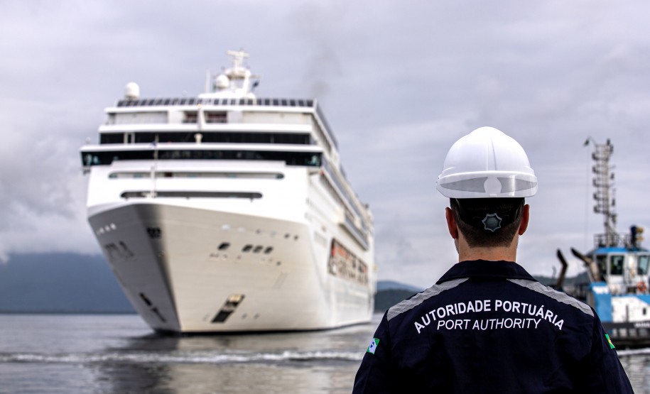 Temporada de cruzeiros da MSC 003