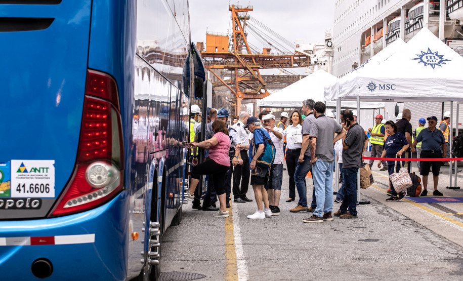 Temporada de cruzeiros da MSC 006