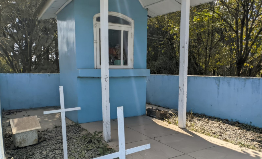 menor cemitério do mundo  004