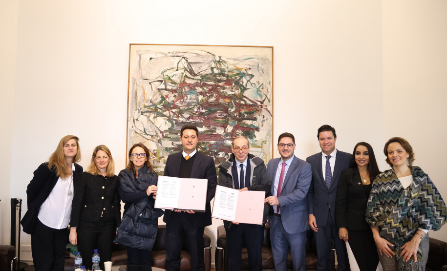 Pompidou em Foz do Iguaçu 001