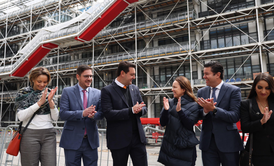 Pompidou em Foz do Iguaçu 004