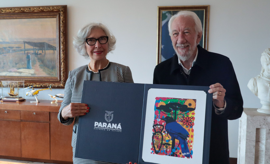 Embaixadora do Paraguai 005