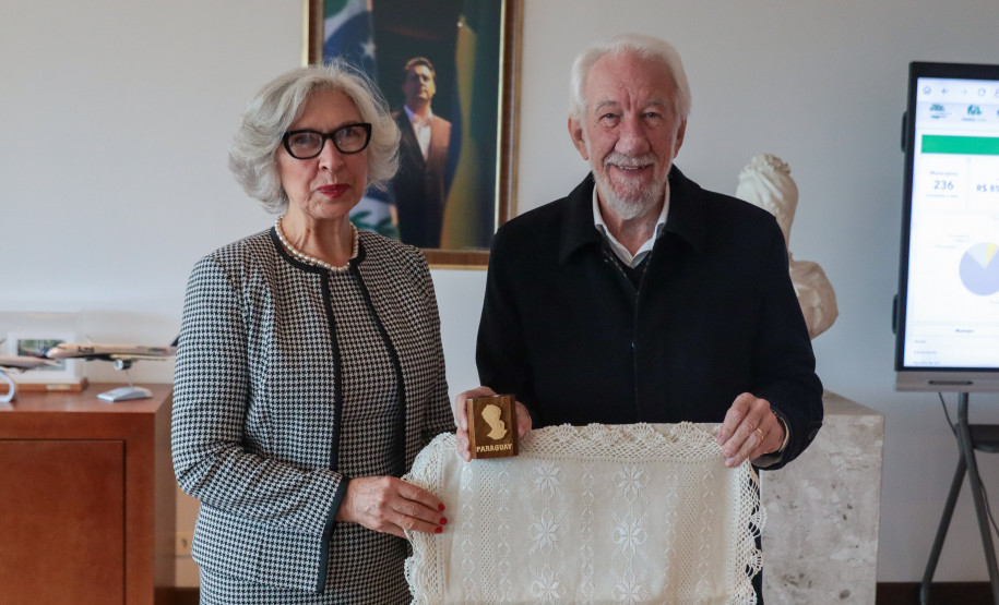 Embaixadora do Paraguai 004