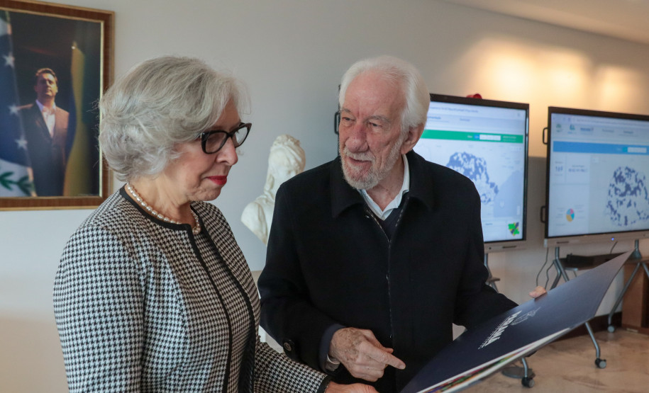 Embaixadora do Paraguai 003