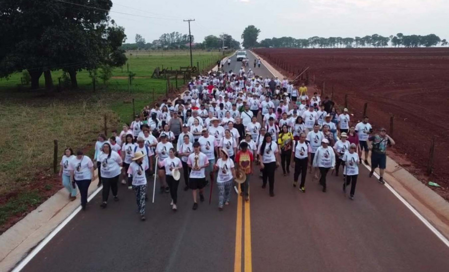 Caminhada do turismo religioso 001
