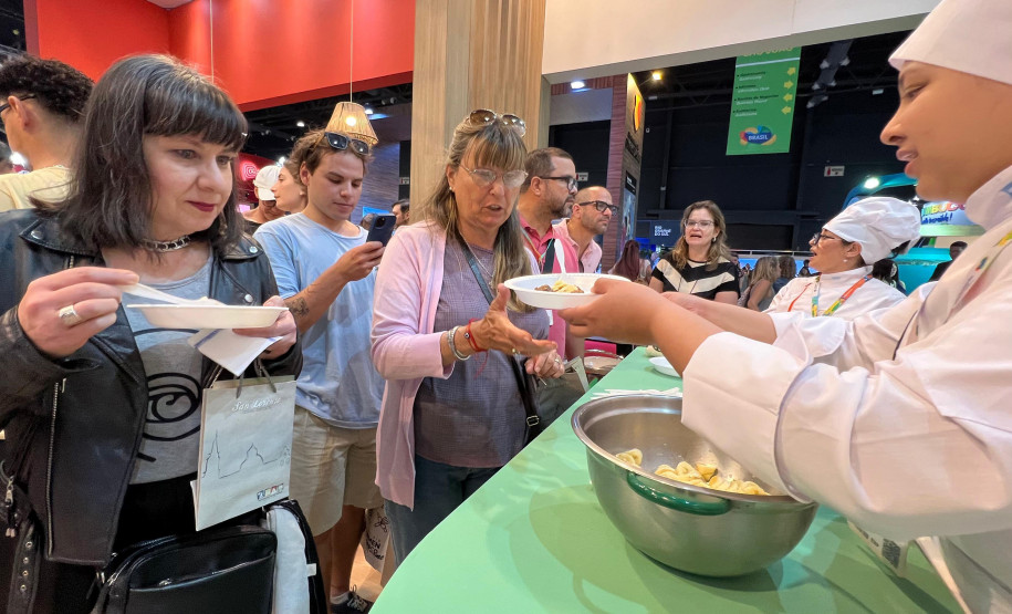 mulheres empregadas 003