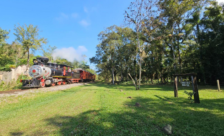 passeio de trem  do verão 002