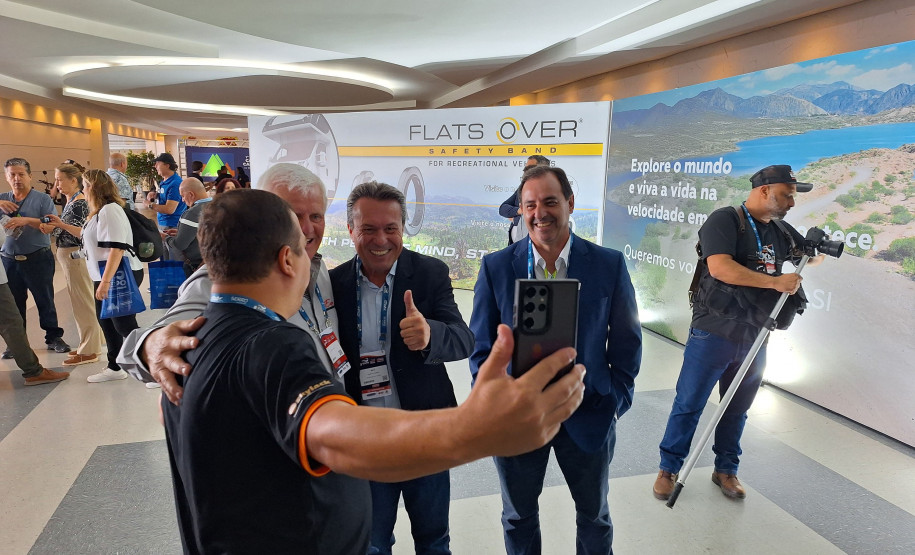 8 expo motor home 001