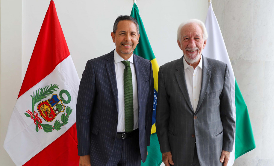 Embaixador do Peru 001