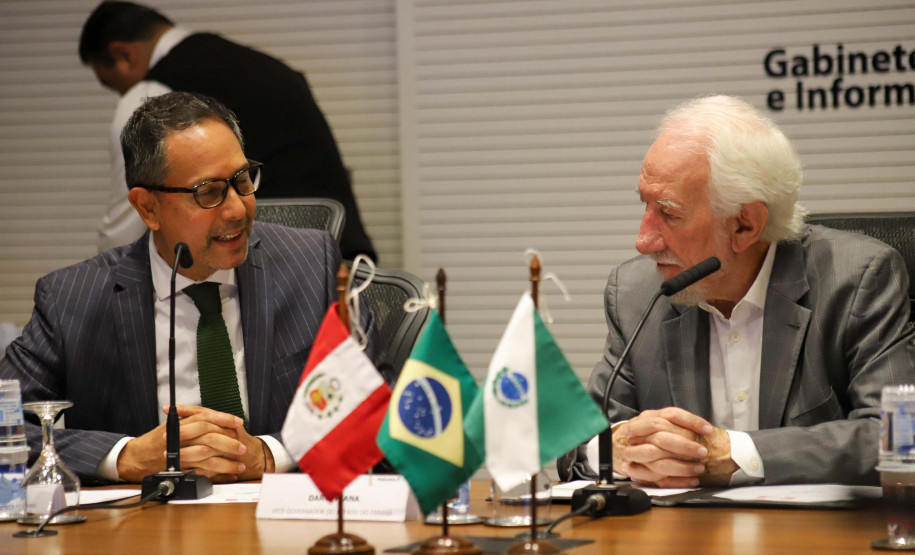 Embaixador do Peru 003