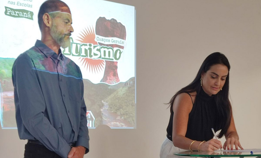 Projeto Turismo na Escola Campos Gerais 003