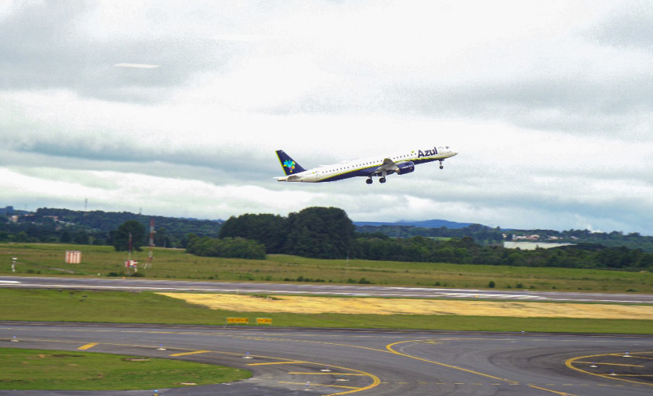 Malha aérea no Paraná 002