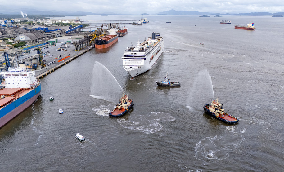 Paranaguá inicia temporada 24/25 de cruzeiros 003