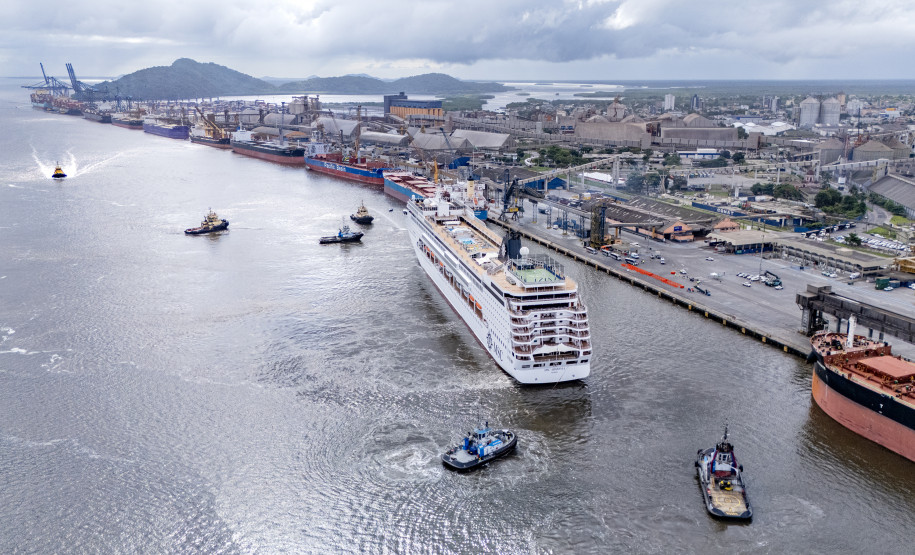 Paranaguá inicia temporada 24/25 de cruzeiros 004