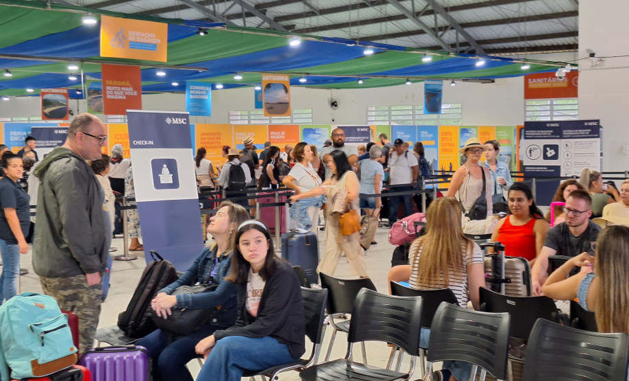 turistas de cruzeiro 0010