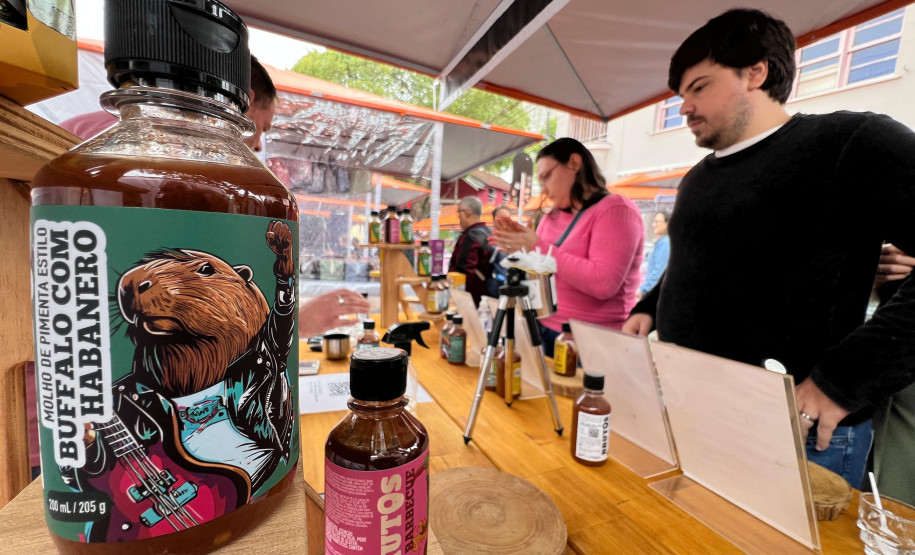 Largo da Ordem e Mercadão de Maringá 008