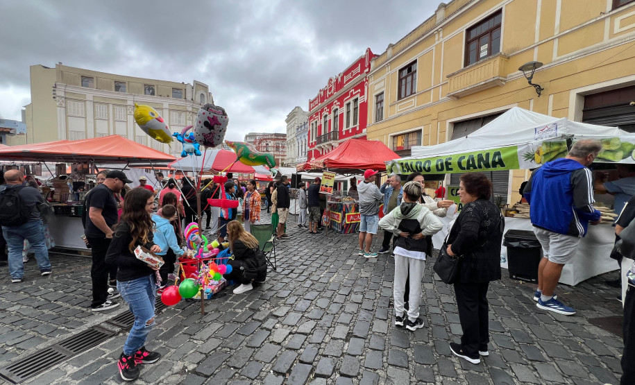 Largo da Ordem e Mercadão de Maringá 0011