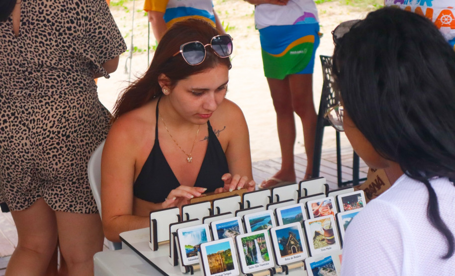 Brinquedos e jogos temáticos 009