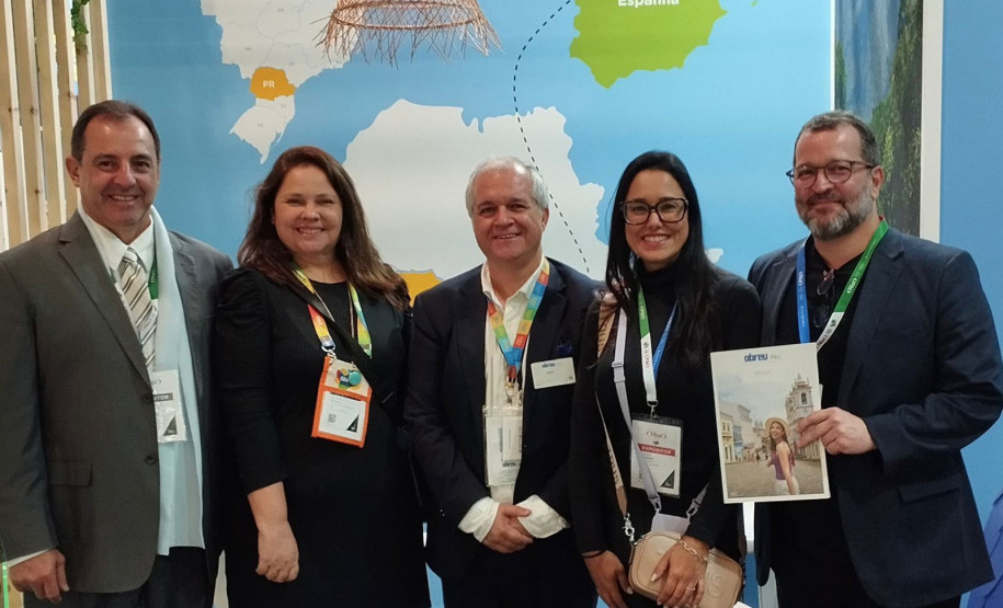 Na Espanha, Estado 007