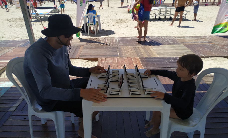 Governo divulga belezas e destinos do Paraná 005