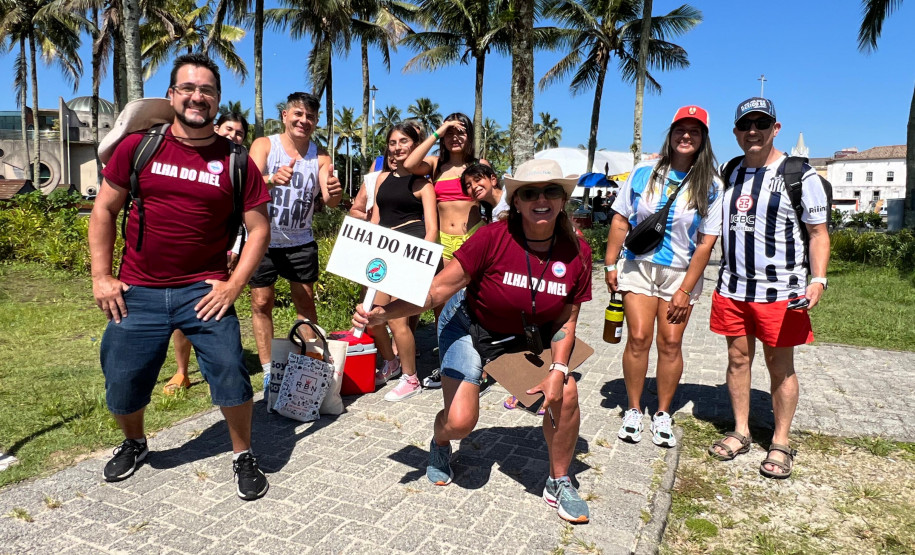 Parada de navio de cruzeiro em Paranaguá 0010
