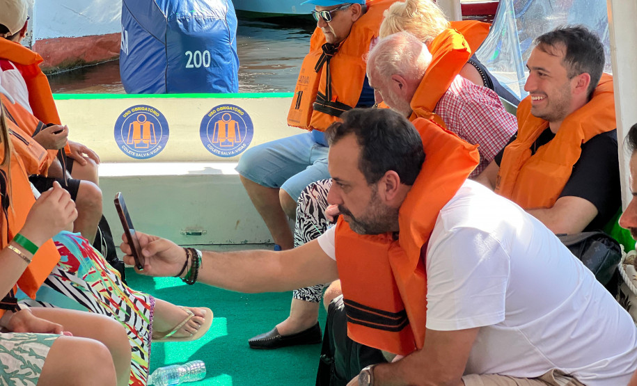 Parada de navio de cruzeiro em Paranaguá 0013