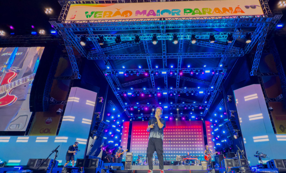 Shows atrai 300 mil pessoas no Litoral 006