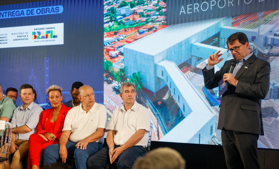 Aeroporto de Londrina 004