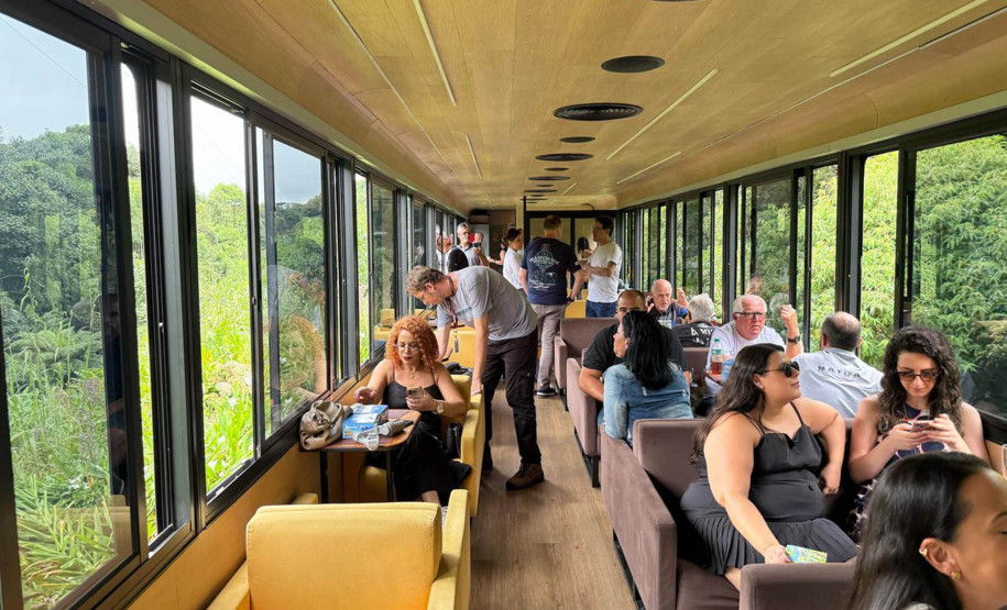 Estrada de Ferro Paranaguá-Curitiba