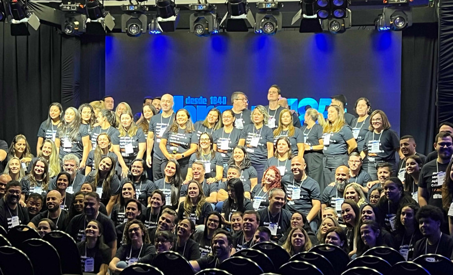 Em Foz do Iguaçu, 150 agentes de viagens 004